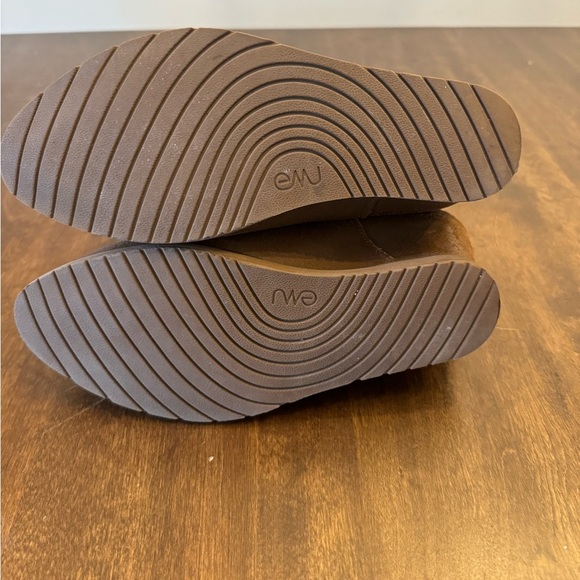 Emu Australia Gembrook Hidden Wedge Ankle Bootie, sz 9 - Picture 7 of 8